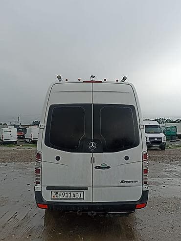 машины малолитрашки: Mercedes-Benz Спринтер: 2008 г., 2.2 л, Механика, Дизель, Фургон — 4