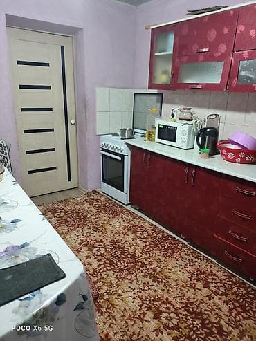 Кыймылсыз мүлк: Срочно продается дом в центре Сокулука.Участок 8.75.Светвода — 3