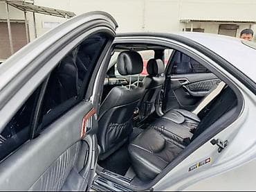 mers e124: Mercedes-Benz 220: 2004 г., 5 л, Седан — 4