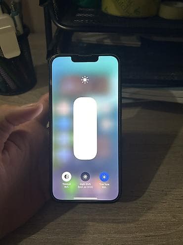 ipone: IPhone 13, Б/у, 128 ГБ, Midnight, Защитное стекло, Чехол, 83 % — 10