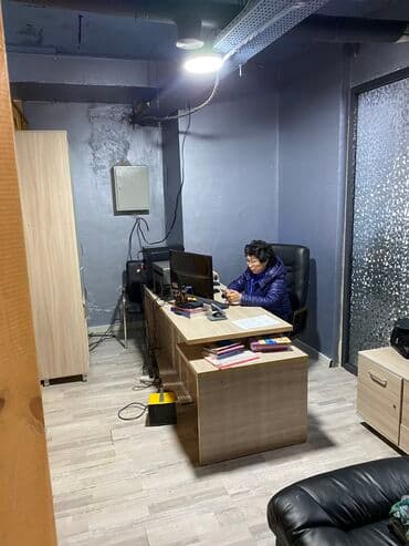 куплю дом под офис: Сдаю Офис, 190 м², В жилом комплексе, С последующим выкупом, С системой безопасности, 1 линия — 7