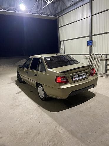 Daewoo Nexia: 2010 г., 1.5 л, Кол менен иштөөчү, Бензин, Седан