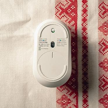 mi fit: Беспроводная мышь Xiaomi Dual-Mode Wireless Mouse, белая Продаю — 2