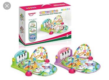 Развивающий коврик подойдет для деток с рождения и будет полезен еще