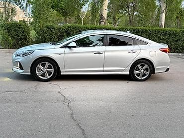 Продажа авто: Hyundai Sonata: 2021 г., 2 л, Автомат, Газ, Седан — 5