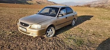 kia clarus: Hyundai Accent: 2000 г., Механика, Бензин, Седан — 4