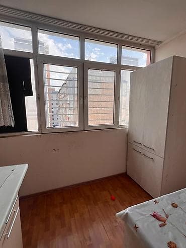 700: 1 комната, 44 м², Улан мкр Элитка, 8 этаж, Требуется ремонт — 3
