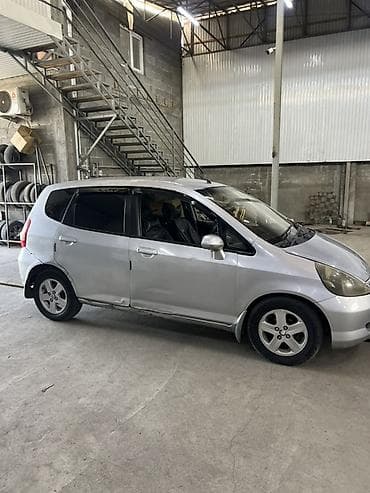 xpeng g3: Honda Fit: 2003 г., 1.5 л, Автомат, Бензин, Хэтчбэк — 2