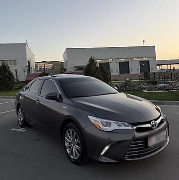gx lexus: Toyota Camry: 2016 г., 2.5 л, Вариатор, Гибрид, Седан — 1