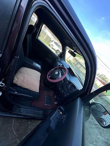 авто на метал: Toyota bB: 2006 г., 1.5 л, Автомат, Бензин, Хэтчбэк — 5