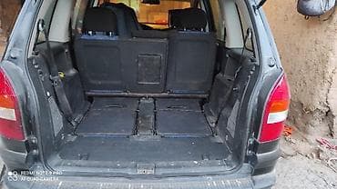Транспорт: Opel Zafira: 2002 г., 1.8 л, Механика, Бензин, Минивэн — 8