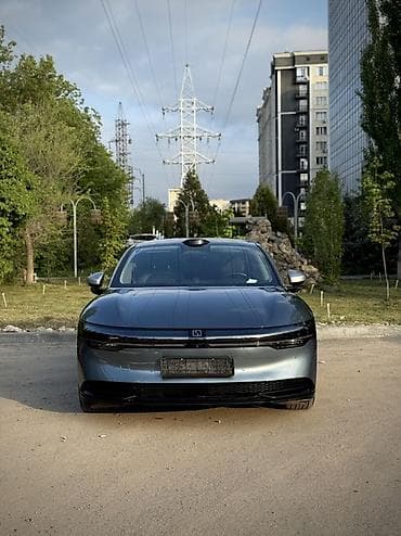 автомобиль тесла: Zeekr 007: 0.1 л | 2024 г. Седан — 2