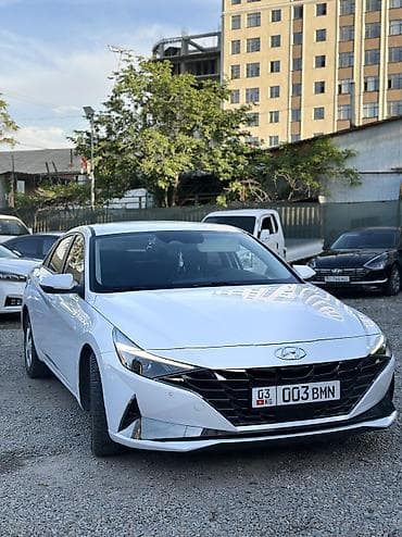 Продажа авто: Hyundai Avante: 2021 г., 1.6 л, Вариатор, Бензин, Седан — 2