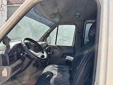 пассаь: Volkswagen : 2001 г., Бус — 7