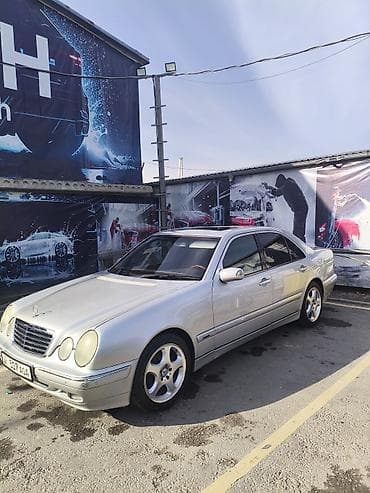 Mercedes-Benz E-Class: 2002 г., 2.6 л, Автомат, Бензин, Седан