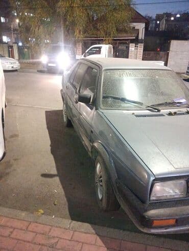 Volkswagen Jetta: 1991 г., 1.5 л, Механика, Бензин, Седан