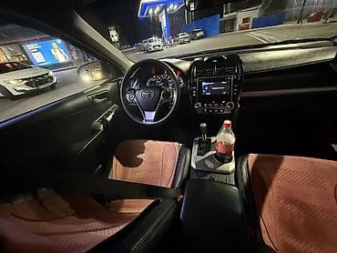 Toyota Camry: 2012 г., 2.5 л, Автомат, Бензин, Седан — 8