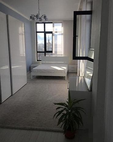 Недвижимость: 3 комнаты, 136 м², Элитка, 8 этаж — 7
