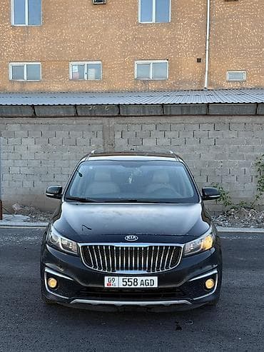 Kia Carnival: 2016 г., 2.2 л, Автомат, Дизель, Минивэн