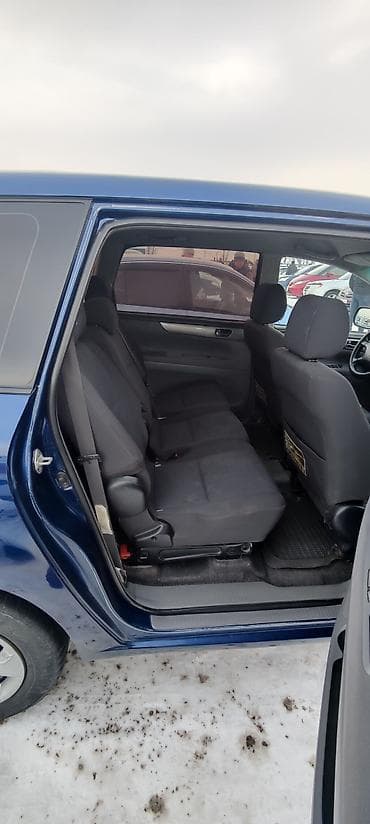 продам авенсис: Toyota Avensis Verso: 2001 г., 2 л, Механика, Бензин, Минивэн — 7