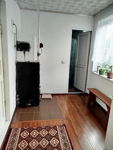 санузла: Дом с двором и благоустроенными постройками. - Уютный санузел — 7