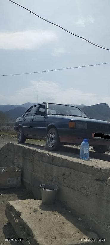 Продажа авто: Audi 80: 1985 г., Седан — 10