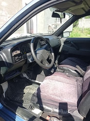 двигател на пассат: Volkswagen Passat Variant: 1992 г. — 3