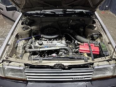 town ace: Toyota Carina: 1985 г., 1.6 л, Механика, Бензин, Хэтчбэк — 4