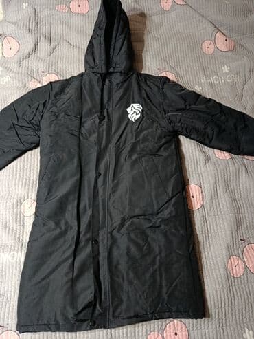 оптом женские вещи: Длинная спортивная куртки почти новый ни разу стирались размер — 10