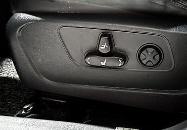 Продажа авто: Ssangyong Tivoli: 2019 г., 1.5 л, Автомат, Бензин, Хэтчбэк — 5