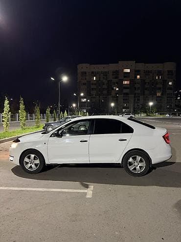 skoda октавия: Skoda Rapid: 2014 г., 1.6 л, Автомат, Бензин, Седан — 5