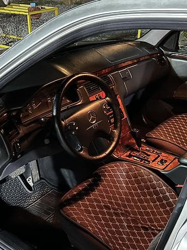 не нужное: Mercedes-Benz E-Class: 2001 г., 3.2 л, Автомат, Бензин, Седан — 9