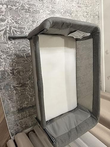 калыб: Балдар үчүн кошумча коюлган керебет, Жаңы, Дөңгөлөктүү, түсү - Боз — 4