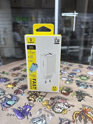mini: Сетевое зарядное устройство Baseus GaN5 Pro 65W (2x USB‑C + 1x USB‑A) — 1