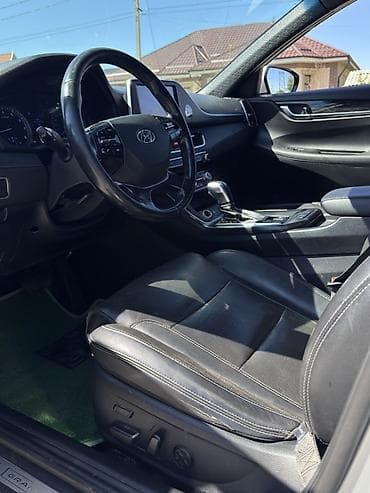 матиз багажника: Hyundai Grandeur: 2017 г., 3 л, Автомат, Газ, Седан — 6