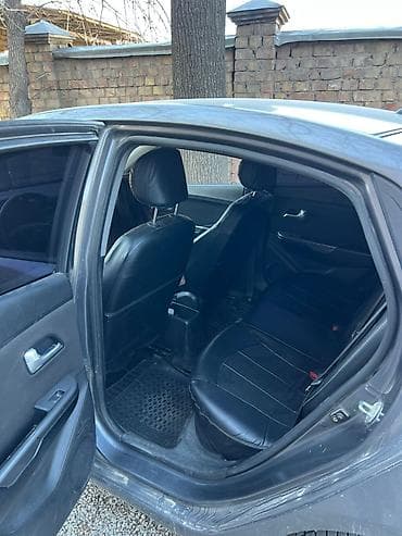 kia rio 2012: Kia Rio: 2012 г., 1.6 л, Автомат, Бензин, Седан — 3