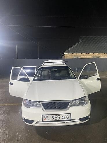 Транспорт: Daewoo Nexia: 2010 г., 1.6 л, Механика, Бензин, Седан — 1