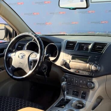 по всем вопросам обращаться по номеру: Toyota Highlander: 2013 г., 3.5 л, Автомат, Бензиновая, Кроссовер — 7