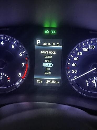 Продажа авто: Hyundai Sonata: 2022 г., 2 л, Автомат, Газ, Седан — 8