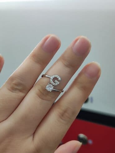 эксклюзивные свадебные пригласительные: Серебряная колечка с буквай "G" Серебро 925 Без размерный Цена — 5