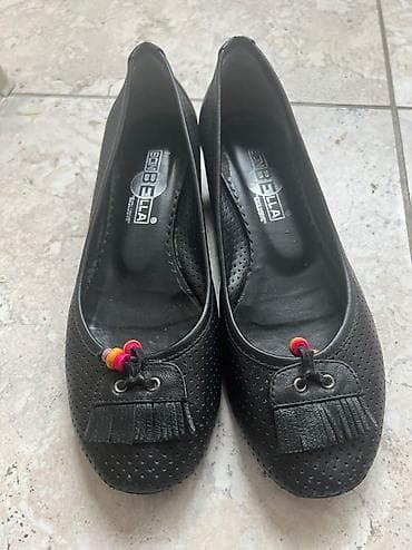 Продаю балетки!Одеты один раз.Очень удобныемягкие .Размер 37