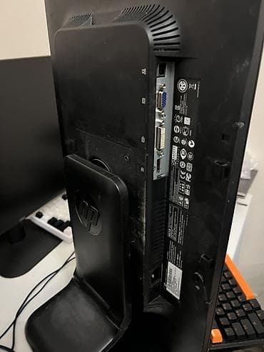 intel core 2: Компьютер, ядер - 2, ОЗУ 8 ГБ, Для работы, учебы, Intel Core i3, Встроенная видеокарта — 3