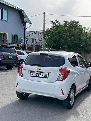 центральный авторынок ишкаван: Chevrolet Spark: 2020 г., 1 л, Автомат, Бензин, Хэтчбэк — 4