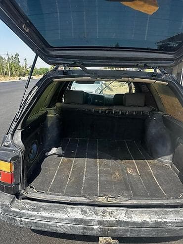 Продажа авто: Volkswagen Passat Variant: 1990 г., 1.8 л, Механика, Бензин, Универсал — 5