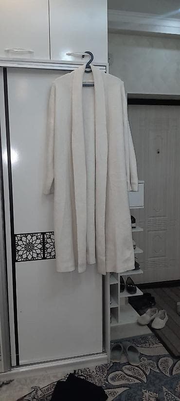 Разгружаю.гардероб Ош. купила за 2500 продам за 1500Длинный женский