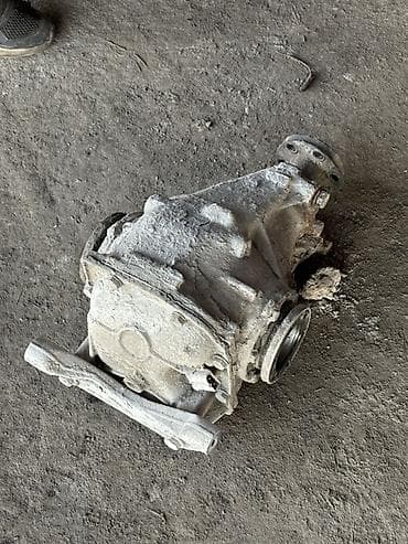 Задний редуктор BMW