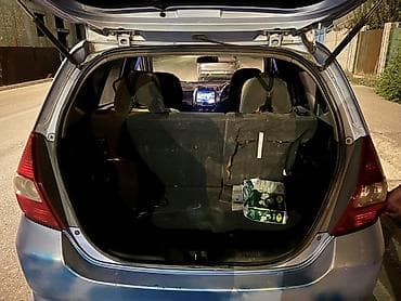 Honda Fit: 2001 г., 1.3 л, Вариатор, Хэтчбэк