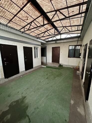 Дом, 180 м², 8 комнат, Собственник at lalafo.kg Дом, 180 м², 8 комнат, Собственник