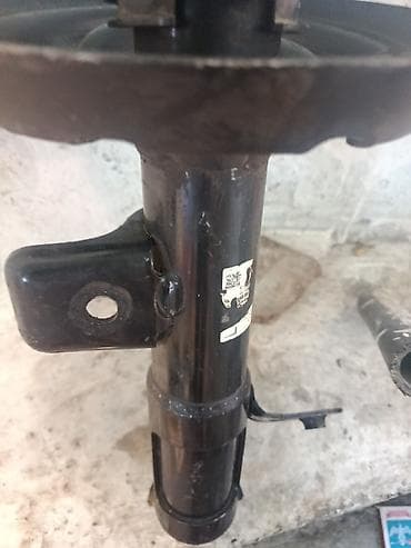 авто хонда: Передний амортизатор Toyota — 2