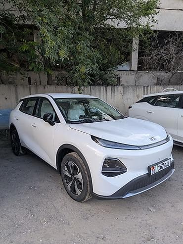 jaecoo j8: Changan Qiyuan Q05: 2025 г., Автомат, Электромобиль, Кроссовер — 2